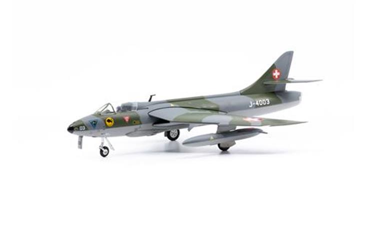 ACE 001211 Hunter Mk58 J-4003 1/72