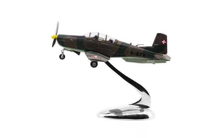 ACE 001302 Pilatus P-3 A-873 inkl. Chromständer 1/72