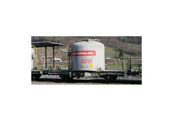 Bemo 2260130 RhB Uce 8010 Zementwagen mit rotem Band, H0m