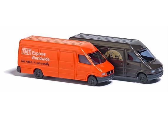 Busch 08338 Zwei Mercedes Sprinter "UPS" und "TNT", 1/160