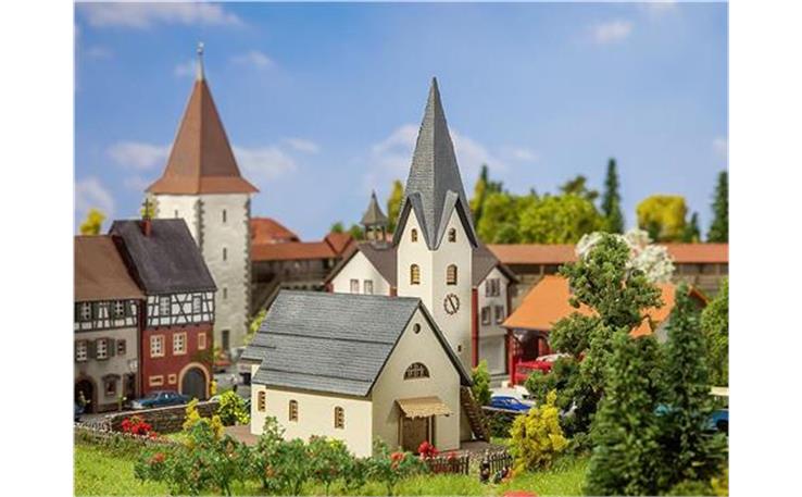 Faller 232526 Kirche Versam - Spur N - 1/160 - Swiss Edition (CH)