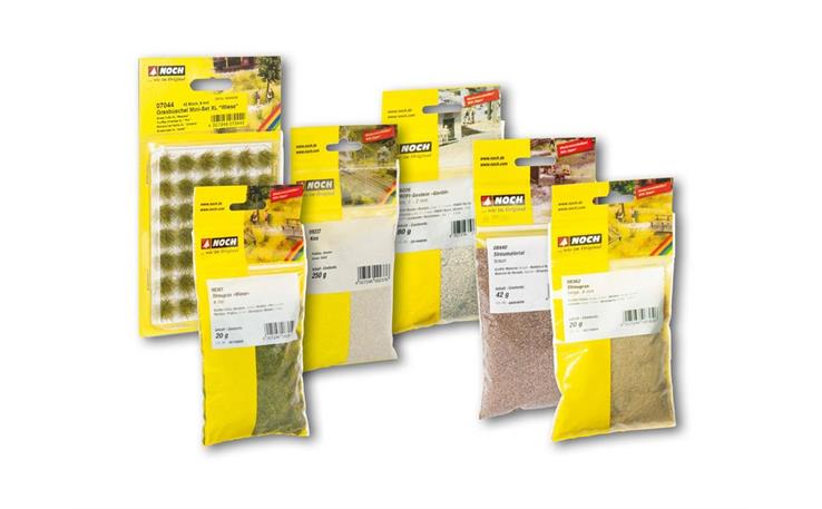 Noch 60773 Vegetations-Startsets Am Wegesrand