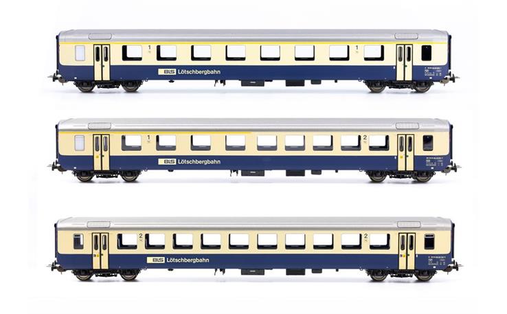 PIKO 96766 Personenwagen-Set 3-tlg EWI BLS, H0 DC